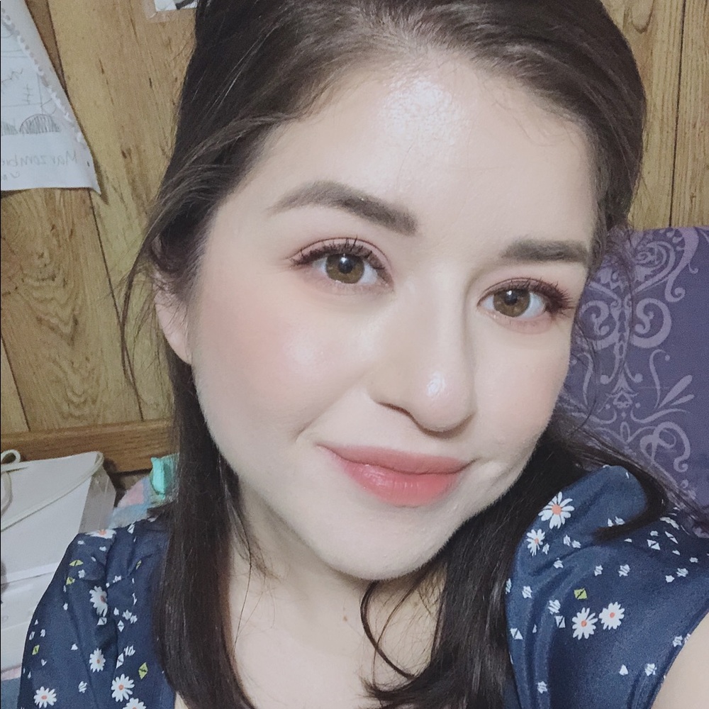 Meet your Posher, Marina